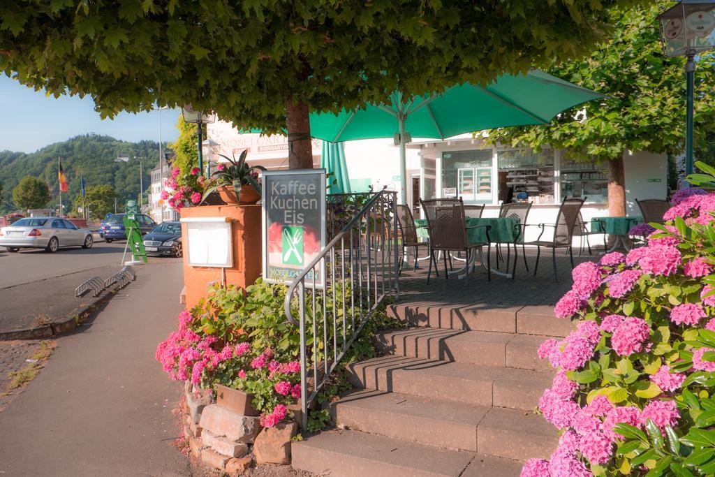 Panorama-Cafe Moselgarten Alf Exterior foto