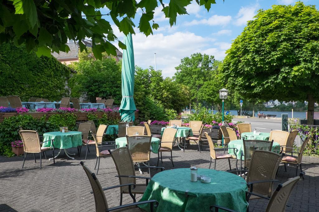 Panorama-Cafe Moselgarten Alf Exterior foto